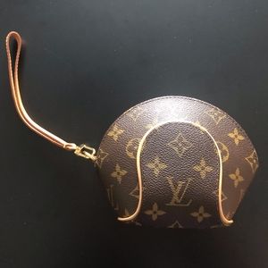 Louis Vuitton Mini Ellipse wristlet/clutch
